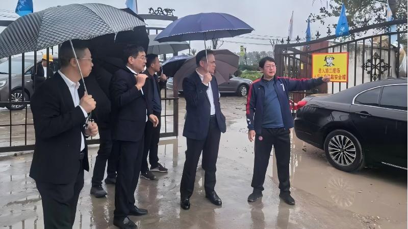 史法勇同志帶隊調研重點項目保障工作